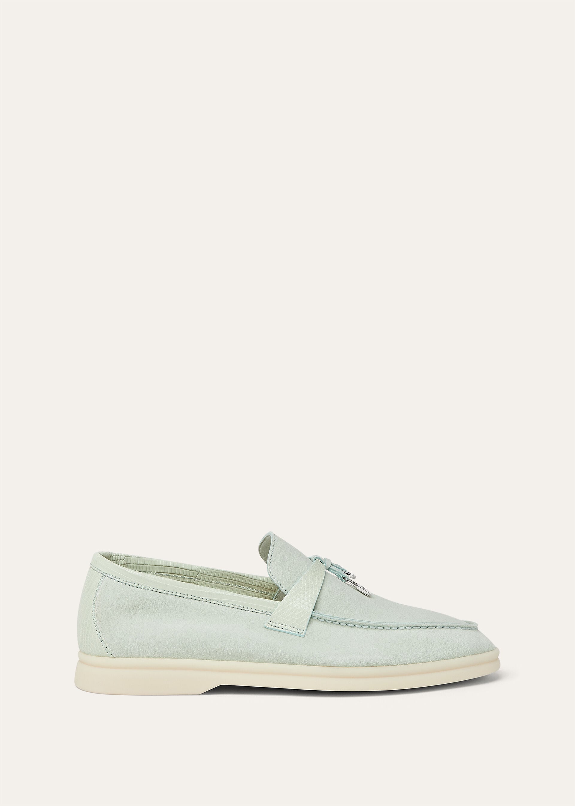 Summer Charms Walk Loafer - Pale Leaf