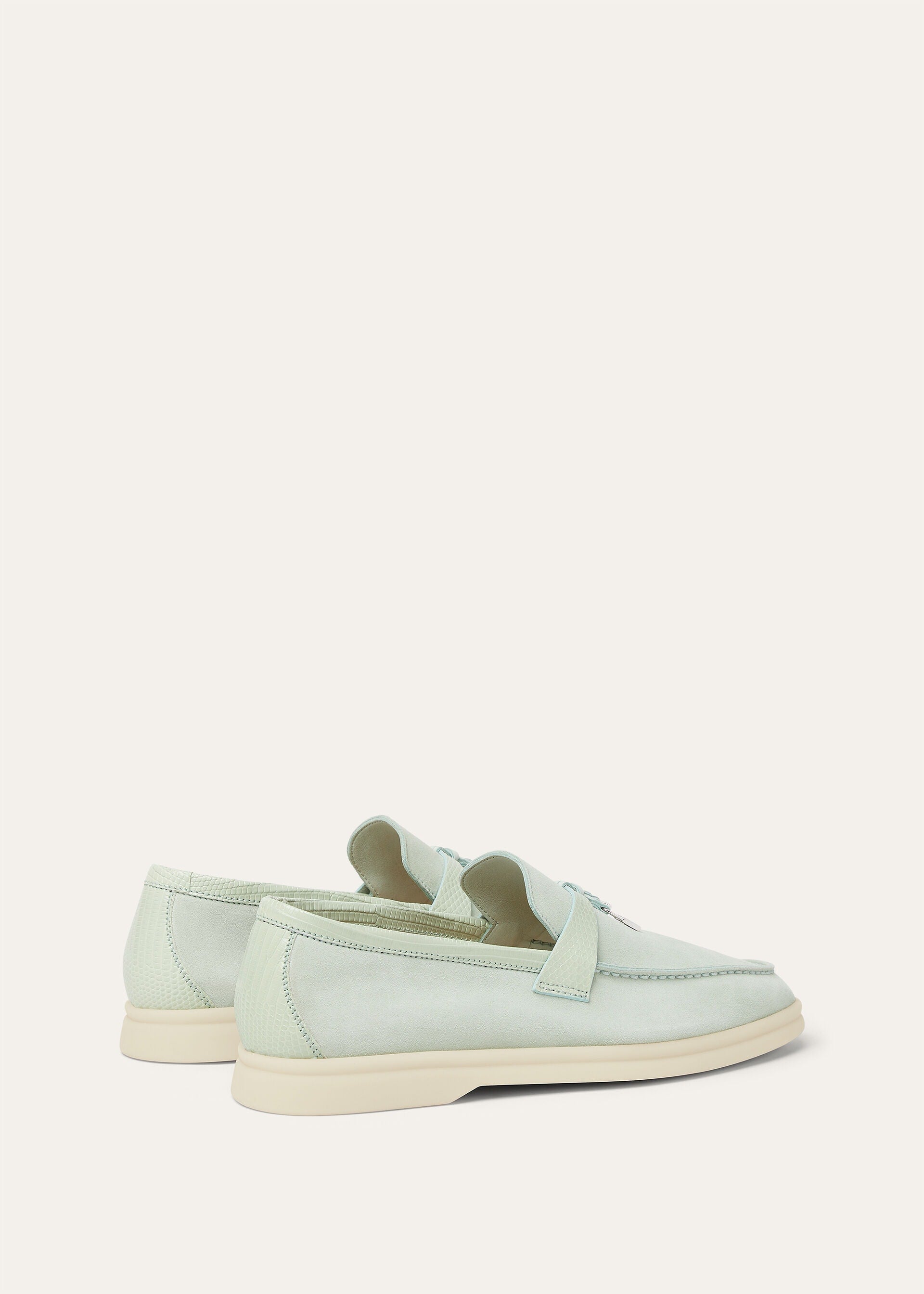Summer Charms Walk Loafer - Pale Leaf