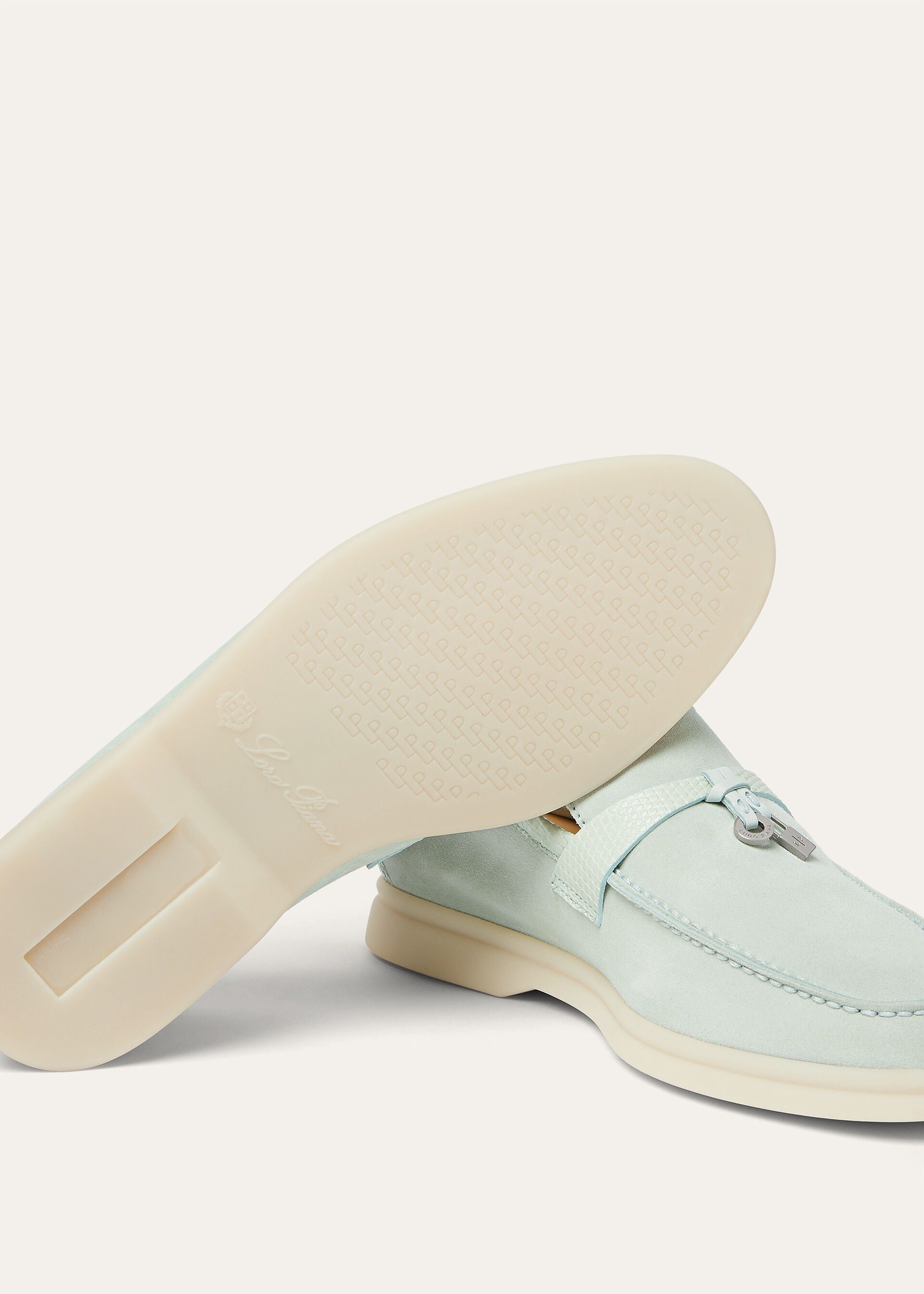 Summer Charms Walk Loafer - Pale Leaf