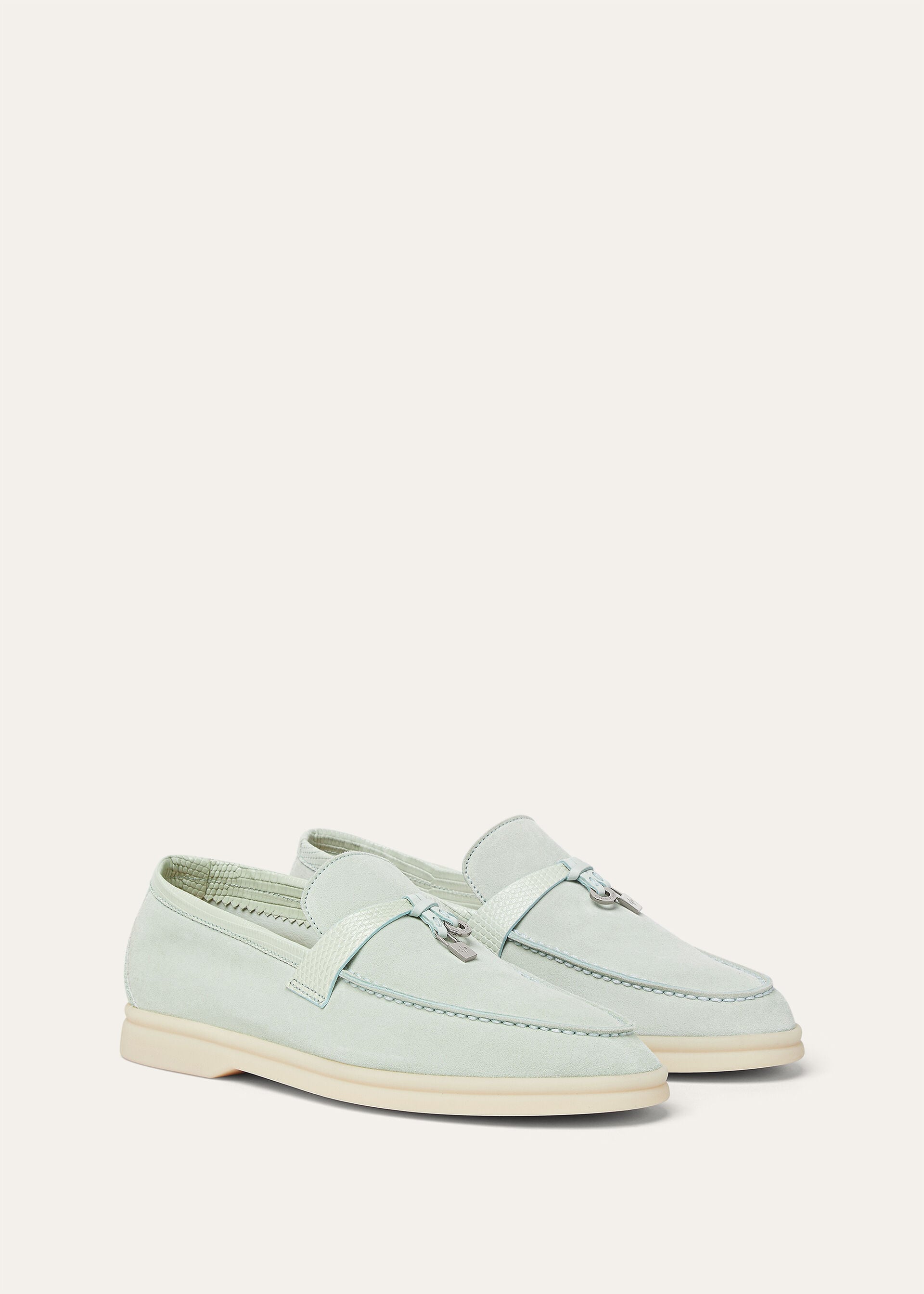 Summer Charms Walk Loafer - Pale Leaf